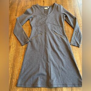 Athleta Gray Dress Casual Sporty Classic Long Sleeve V Neck - size s